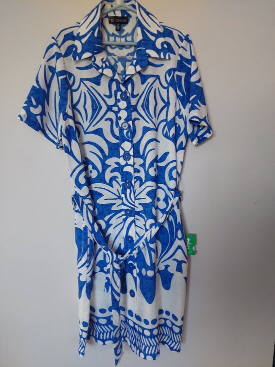 Carré Noir Dresses & Skirts - Carré Noir Women's Sz S Shirt  Dress Blue Belted White Tropical pattern
